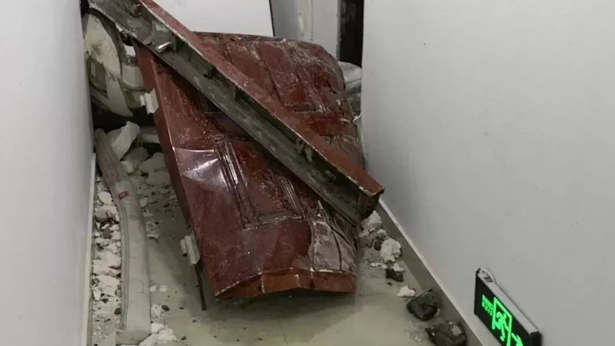 巨響！柳州一小區(qū)突發(fā)煤氣爆燃兩人受傷！曾聞到煤氣味后開燈